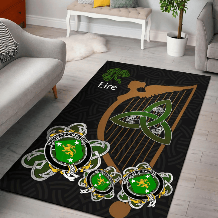 AIO Pride House of O'MALONE Family Crest Area Rug - Harp And Shamrock