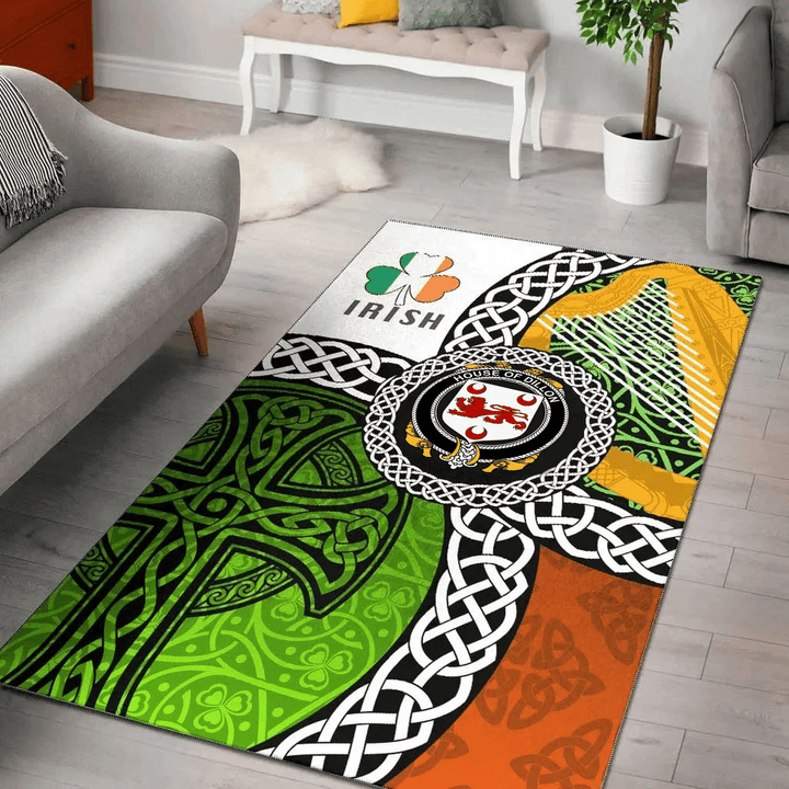 AIO Pride House of DILLON Family Crest Area Rug - Ireland With Circle Celtics Knot