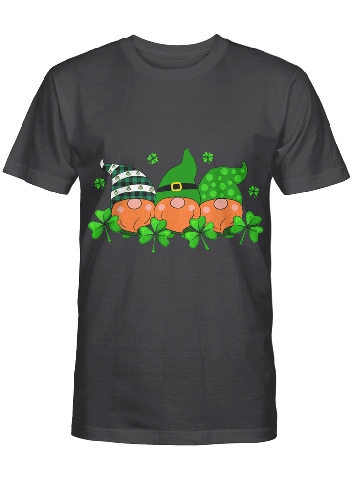 Three Gnomes Holding Clover Happy St Patrick's Day Shamrock T-Shirt