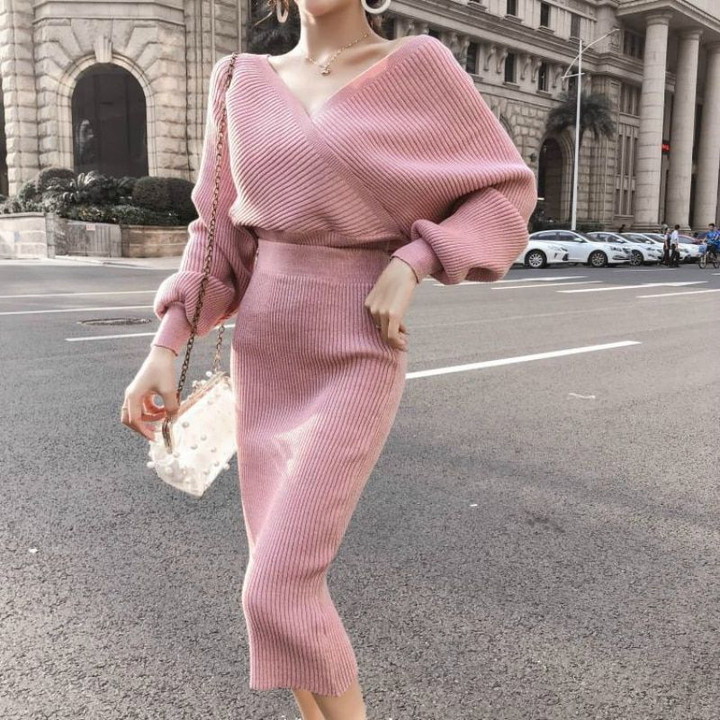 V-neck Knitted Two-piece Batwing Sleeve Sweater Dress