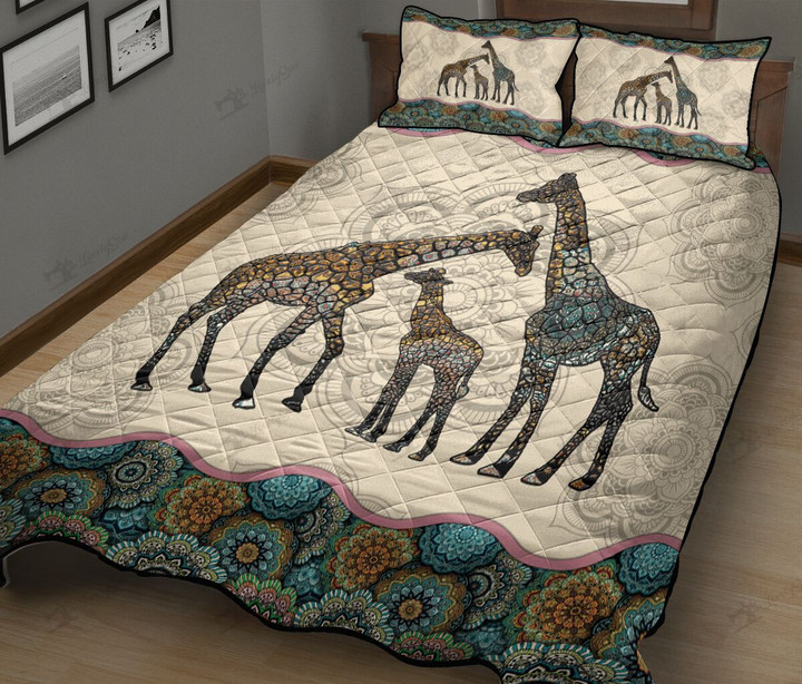 THE5012 Giraffe Quilt Bed Set