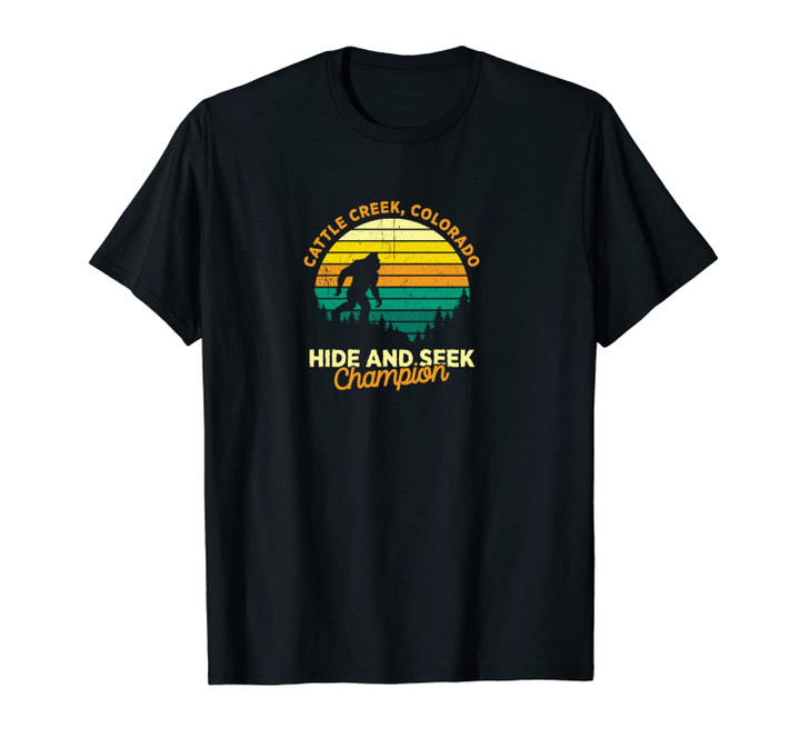 Retro Cattle Creek, Colorado Big foot Souvenir Unisex T-Shirt