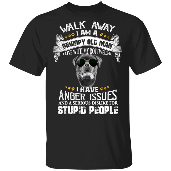 Rottweiler T-shirt Family I Am A Grumpy Old Man Tee