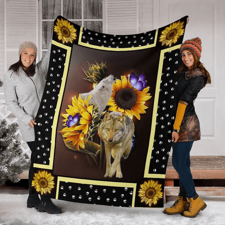 Wolf And Sunflower - Blanket VH-NHH
