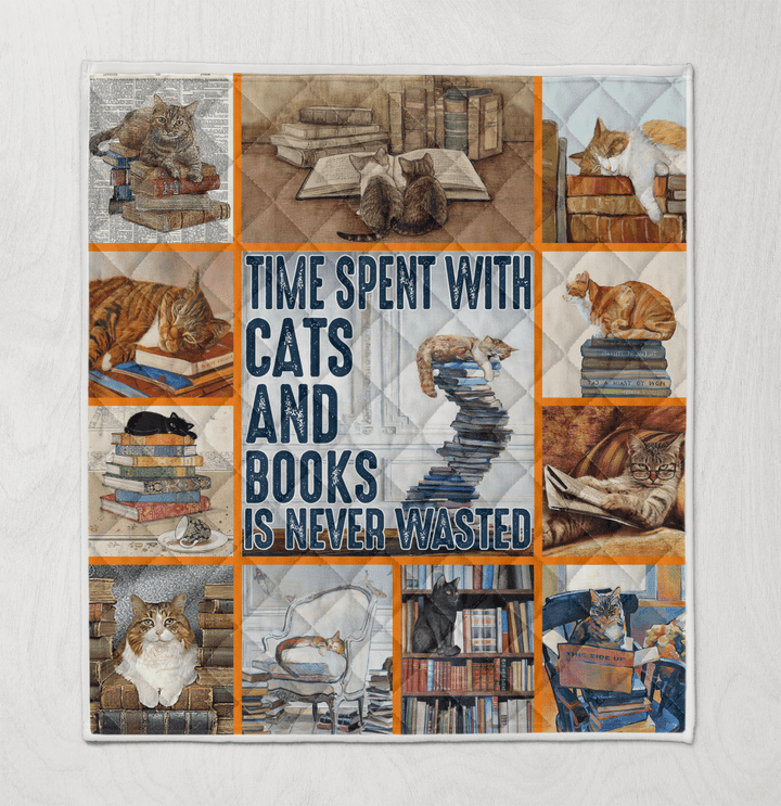 Time spent with cats and booksis never wasted Quilt - TT1121DT