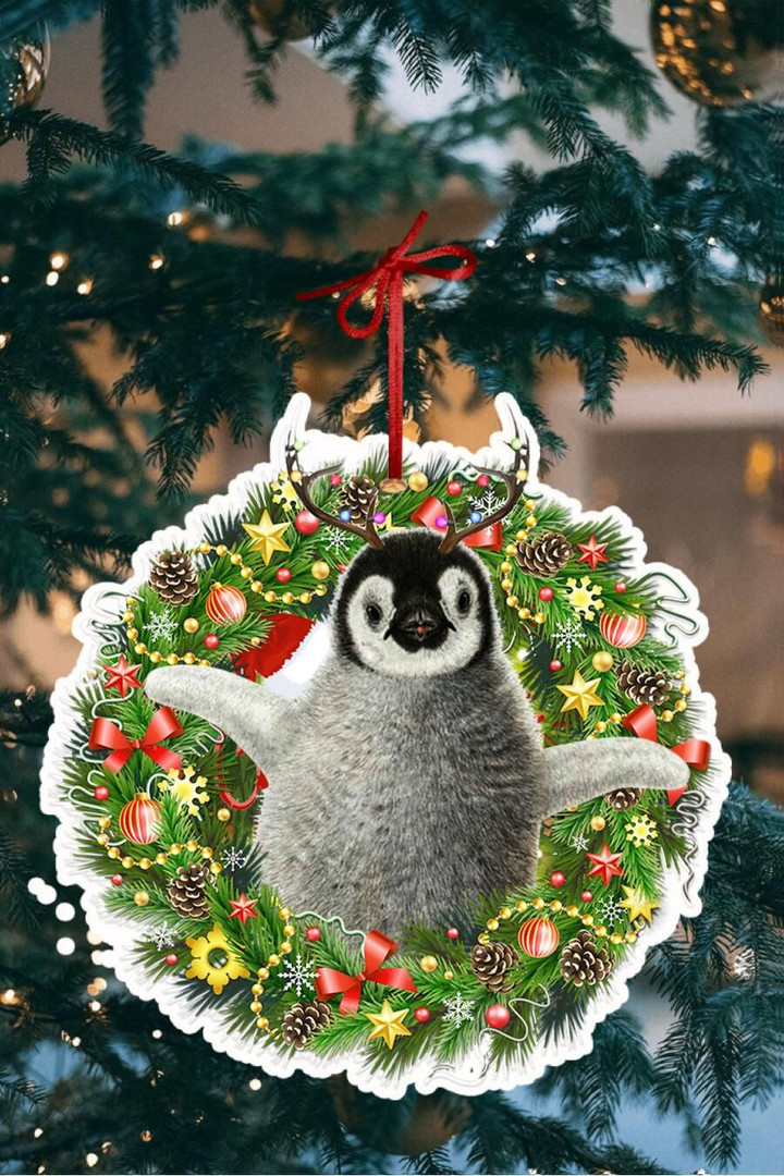 Penguin Inside The Christmas Wreath YC0611894CL Ornaments