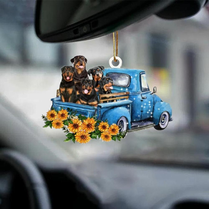 Rottweiler Take The Trip Classic YC2012096CL Ornaments