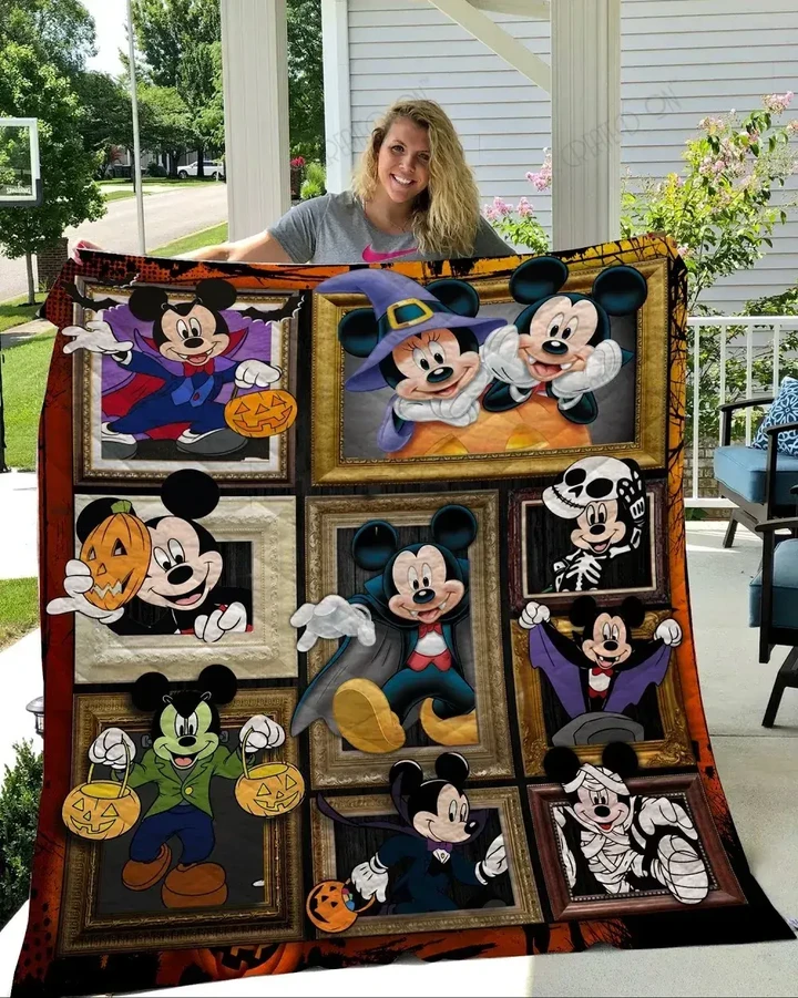 Mickey mouse night halloween quilt