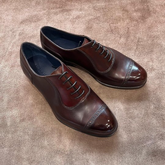 Punch Toe Oxford Cap toe Quarter Brogue