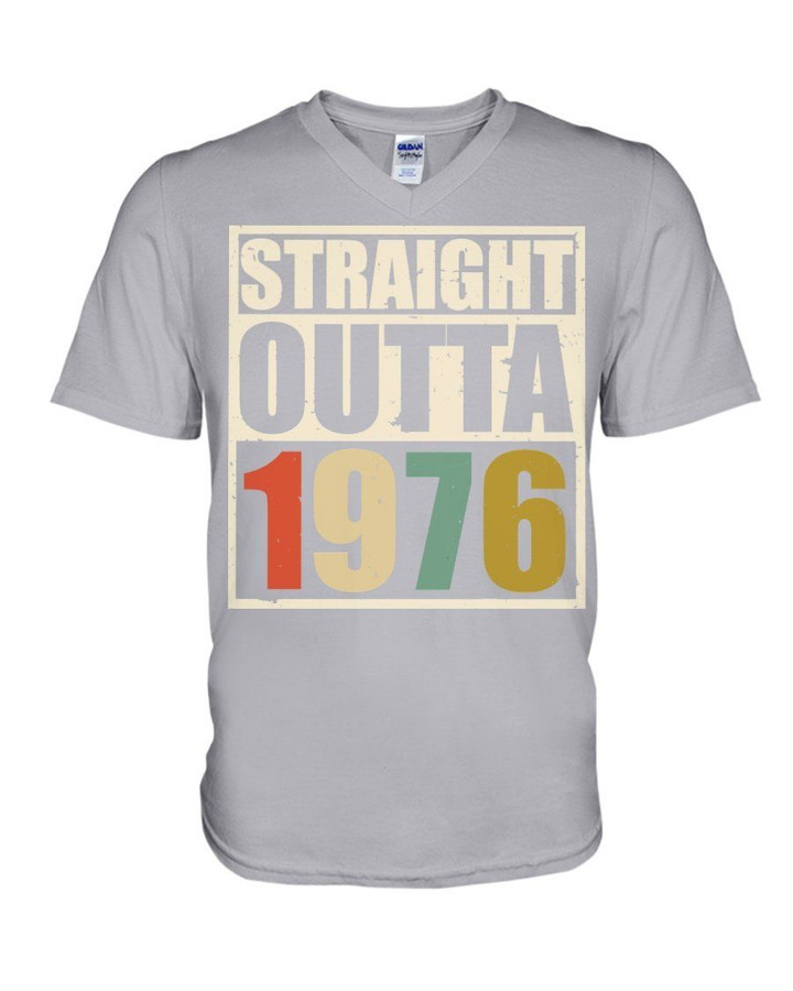 Straight Outta 1976 Special Simple Design Guys V-Neck