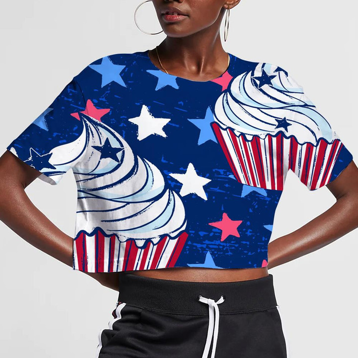 Frosting Cream Cupcake On American Flag Color Stars Pattern 3D Women's Crop Top