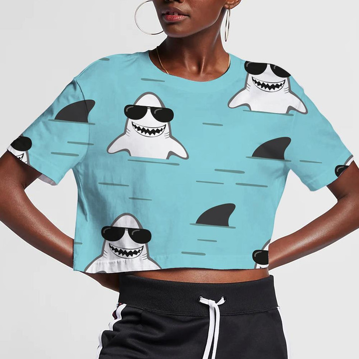 Cool Shark With Black Glasses In Blue Ocean Background Design 3D Women's Crop Top