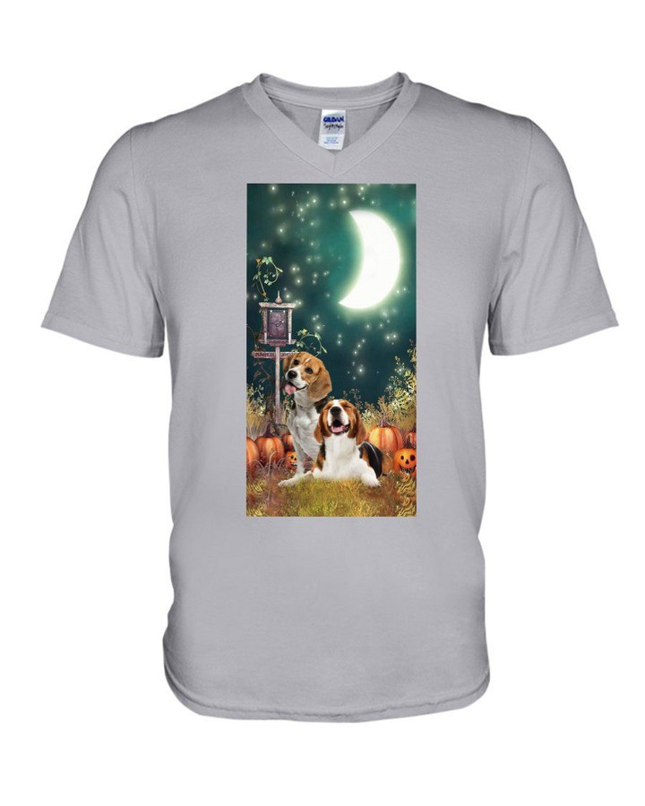 Beagle Looking At The Moon Gift For Dog Lovers Guys V-neck