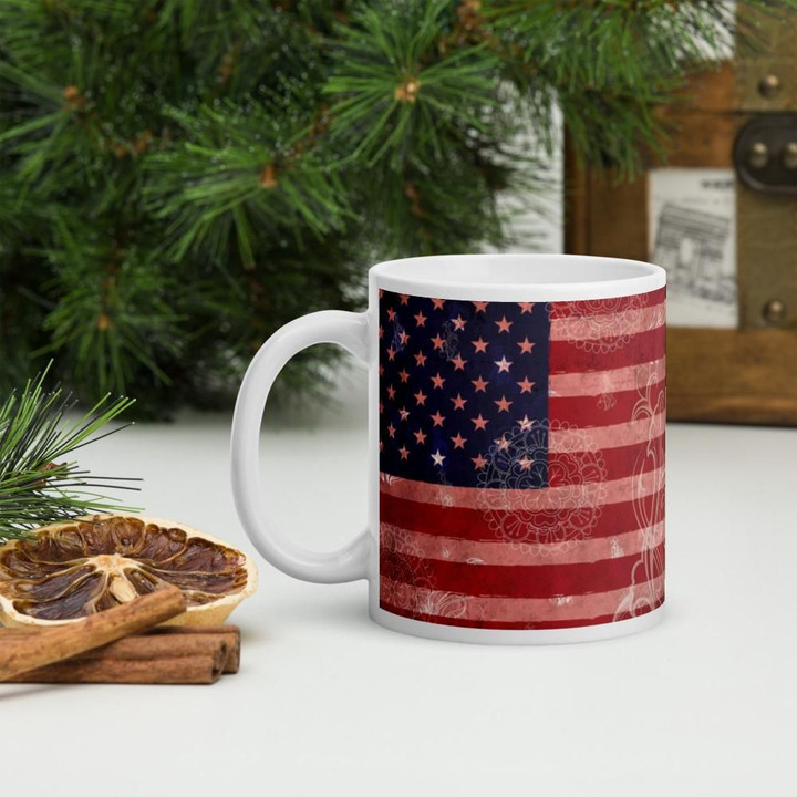 4th Of July Retro Style Flag Of The United States Design Ceramic Mug