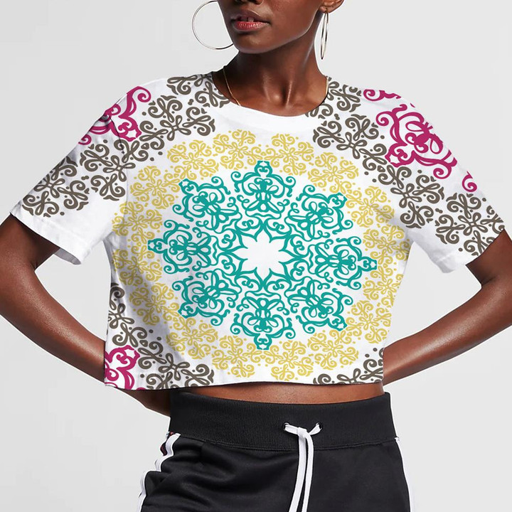 Colorful Round Floral Mandala Motif On White Background 3D Women's Crop Top