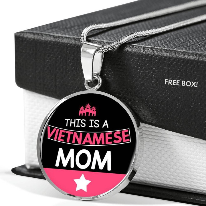 This Is A Vietnamese Mom Gift For Mom Stainless Circle Pendant Necklace