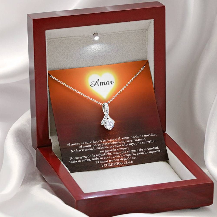 Love Is Patient Spanish Inspirational Message Gift Alluring Beauty Necklace