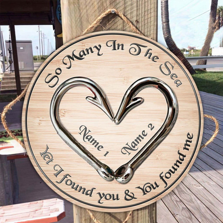 Custom Name Fishing So Many In The Sea Round Wooden Sign