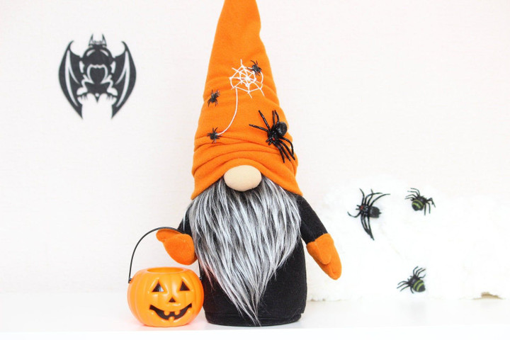 Halloween Gnome With Pumpkin