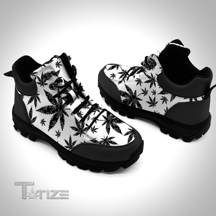 Weed Pattern Black Mountain Boots