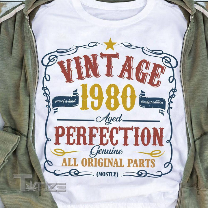 (Custom Year) Vintage Lover Graphic Unisex T Shirt, Sweatshirt, Hoodie Size S - 5XL