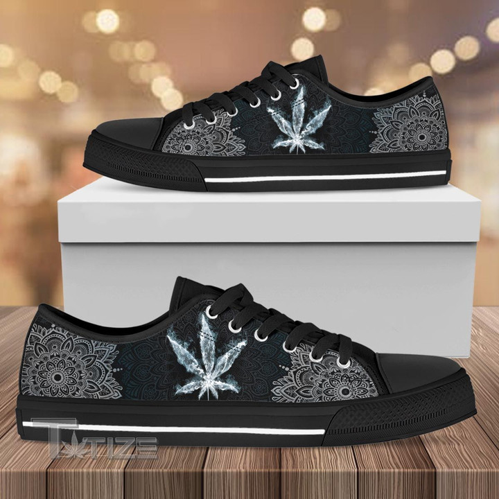 Weed leaf smoke pattern Low Top Canvas Shoes
