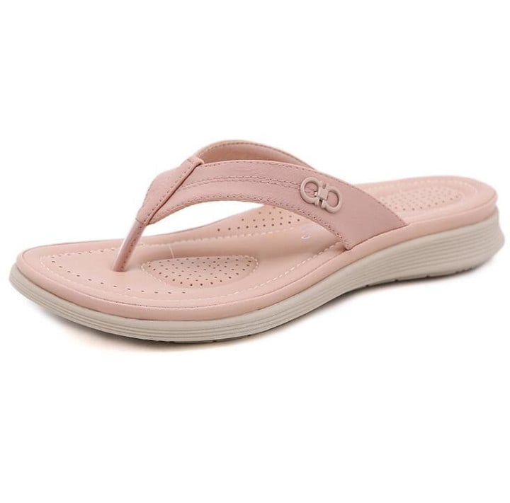 OCW Fashion Casual Women Flip Flops Super Soft Flat Comfortable Summer Beach Slippers Size 7-11.5