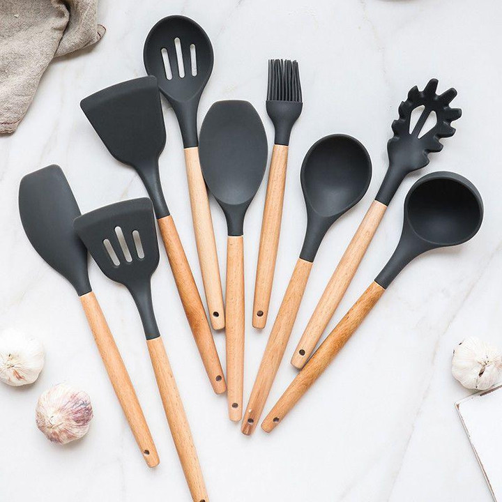 9-pieces Set of Wooden Handle Kitchenware