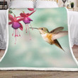Hummingbird Collecting Nectar Background Printed Sherpa Fleece Blanket