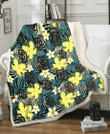 SD Hibiscus Green Palm Leaf Black Background 3D Fleece Sherpa Blanket