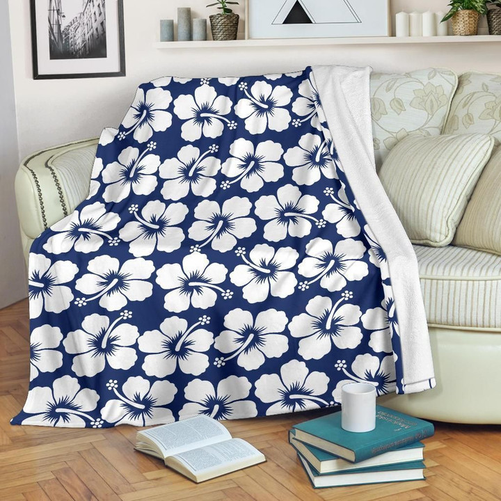 Hibiscus Pattern Print Design White Fleece Blanket