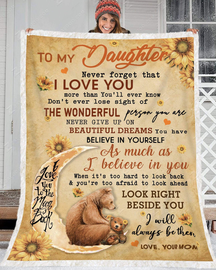 Fleece Blanket Giving Daughter I Love You To The Moon And Back