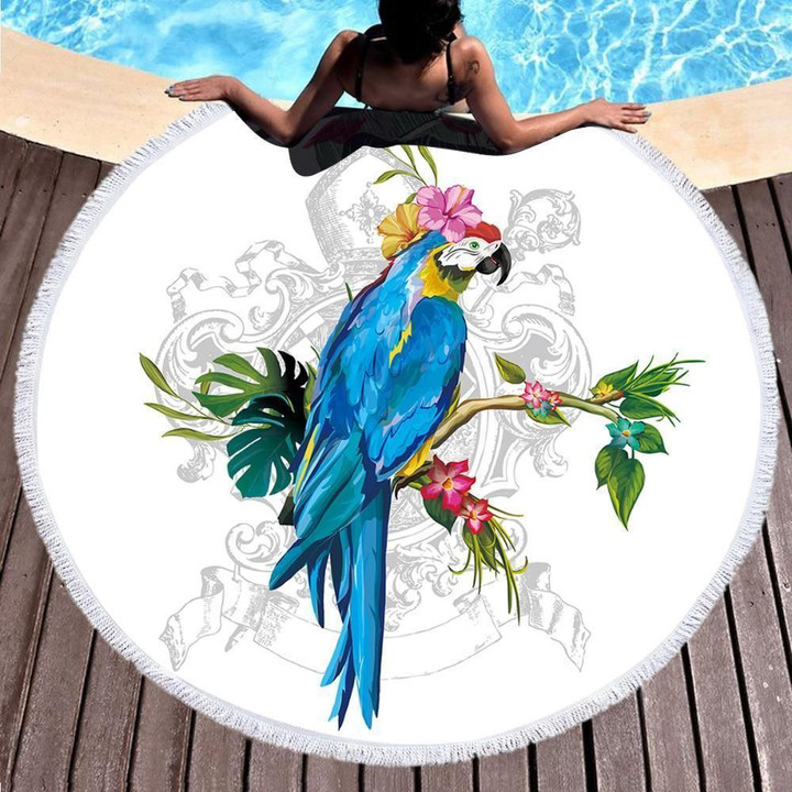 The Blue Macaw On White Printed Round Beach Towel