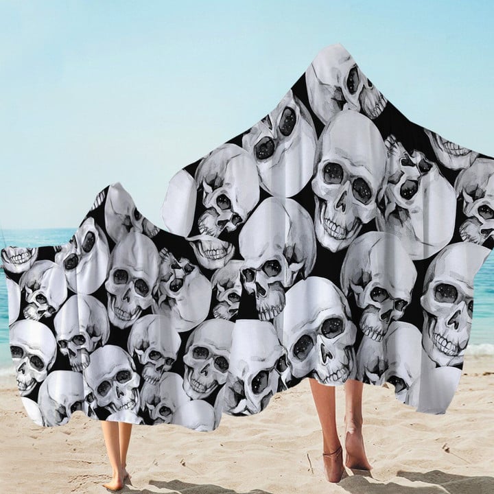 Skull Pile Pattern Printed Hooded Towel