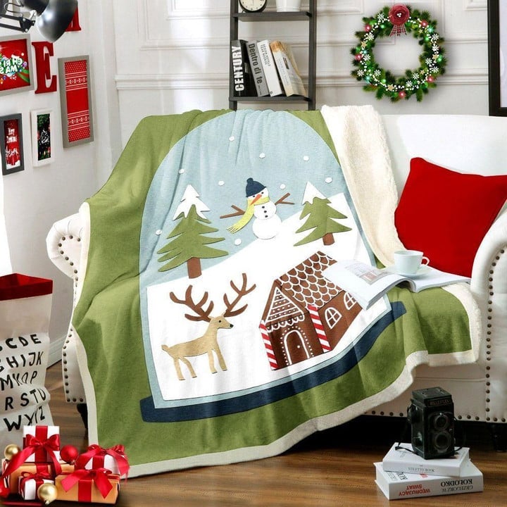 Snowglobe House Reindeer Green Pattern Printed Sherpa Fleece Blanket
