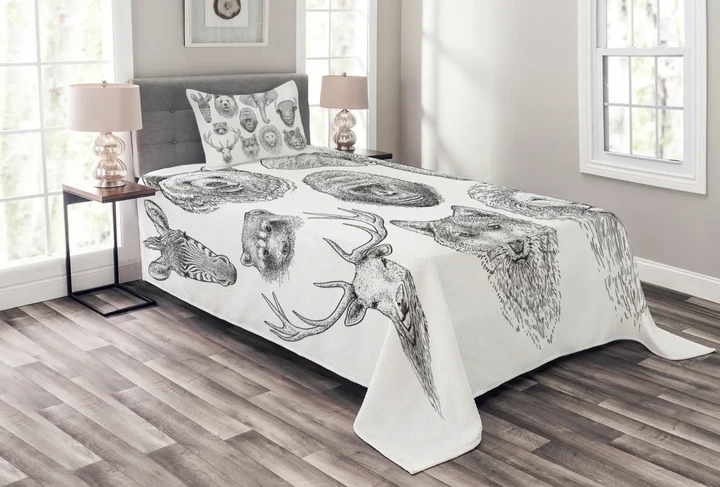 Composition Of Animal Heads Pattern Printed Bedspread Set Home Decor