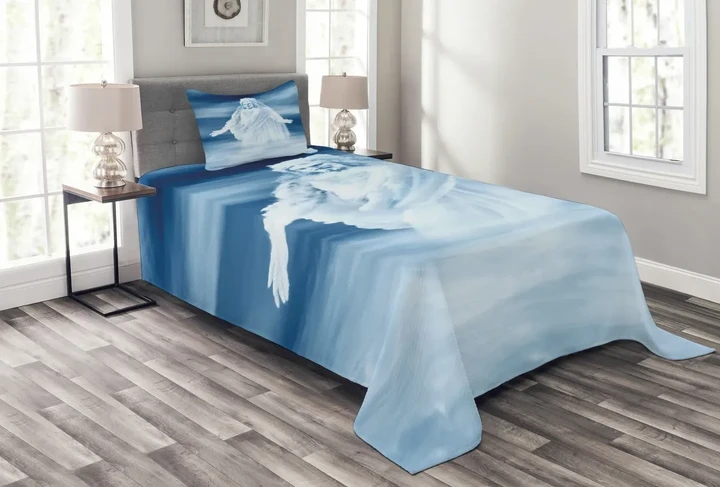Ethereal Clouds Blue Pattern Printed Bedspread Set Home Decor