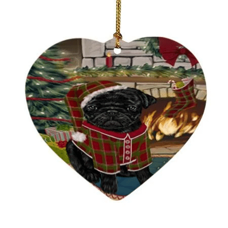 Great Heart Ornament Atmosphere Red Green Clothes Of Pug Dog