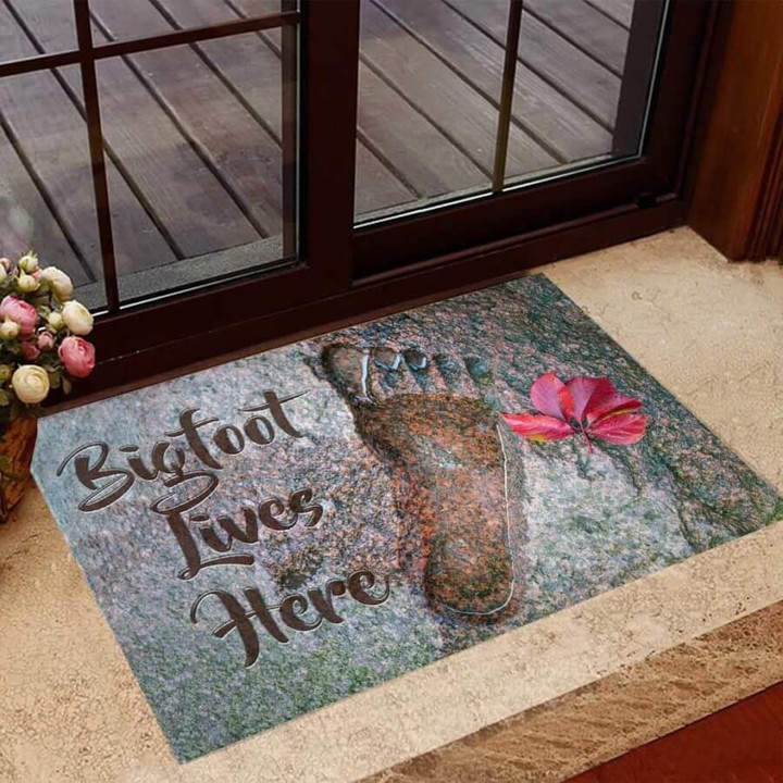 Bigfoot Lives Here Footprint With Flower Pattern Doormat Home Decor