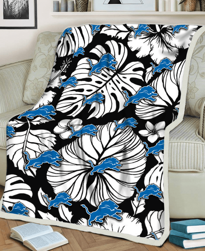 DET White Hibiscus Porcelain Flower Palm Leaf Black 3D Fleece Sherpa Blanket