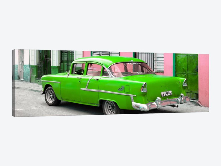 Cuban Green Classic Car in Havana