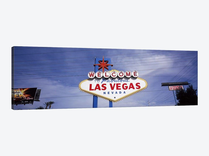 Low angle view of Welcome sign, Las Vegas, Nevada, USA