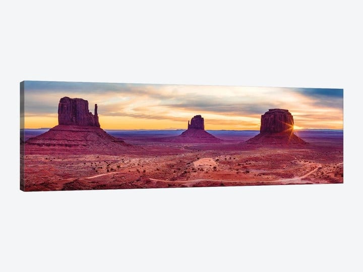 Sunrise Monument Valley Navajo Tribal Park