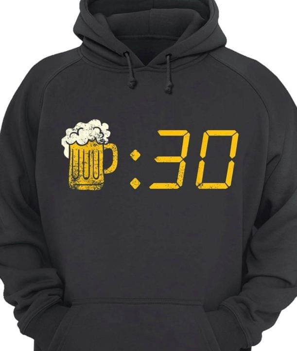 Drink Beer Oclock Classic T-Shirt Gift For Drinking Beers Lovers Boyfriends Grandpas
