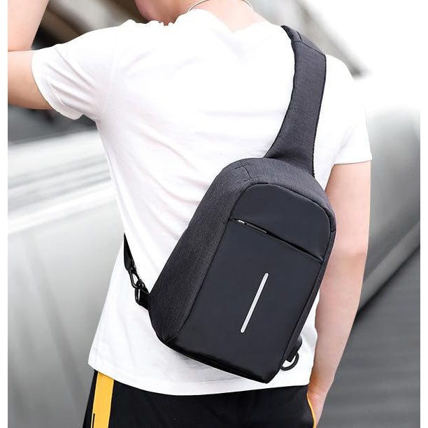 ANTI-THEFT CROSSBODY BAG WITH USB CHARGING PORT 🔥HOT DEAL - 50% OFF🔥
