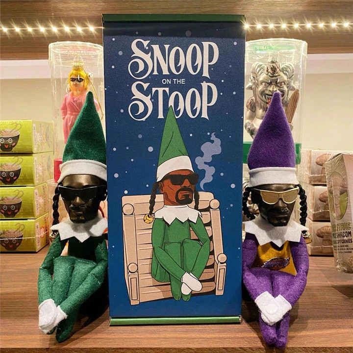 Christmas Gift Snoop On A Stoop Christmas Elf Doll