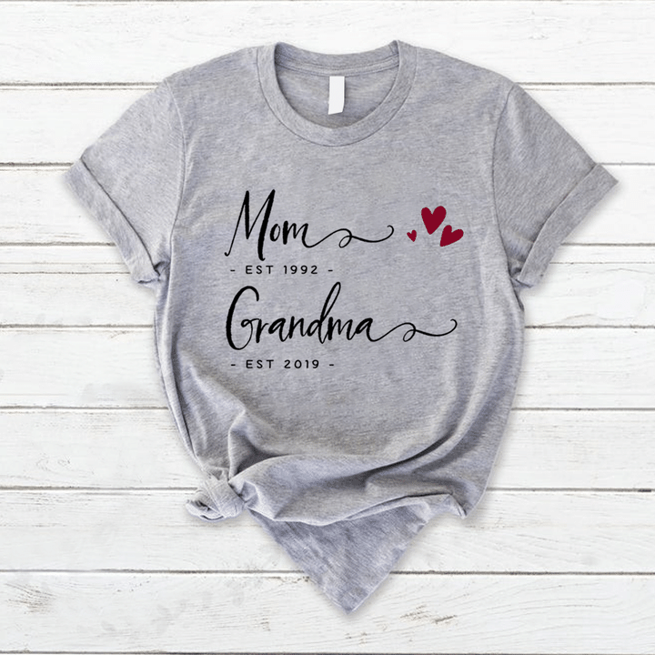 Mom Est Grandma Est Shirt