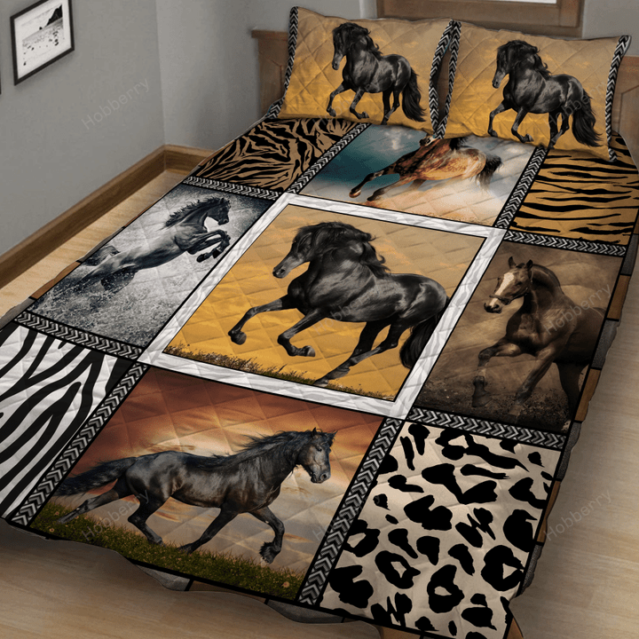 Wild Horses Quilt Bed Set