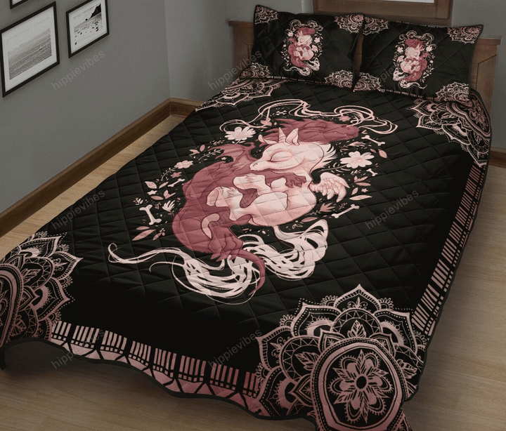 The Hugging Dragon Quilt Bed Set