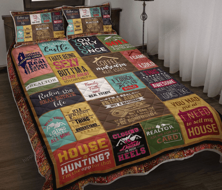 House Hunting Quilt Bed Set